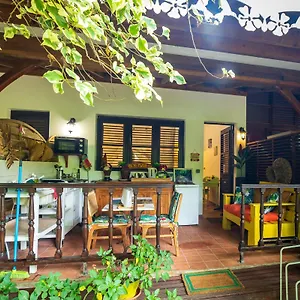 Martinique Treehouse Canton Suisse